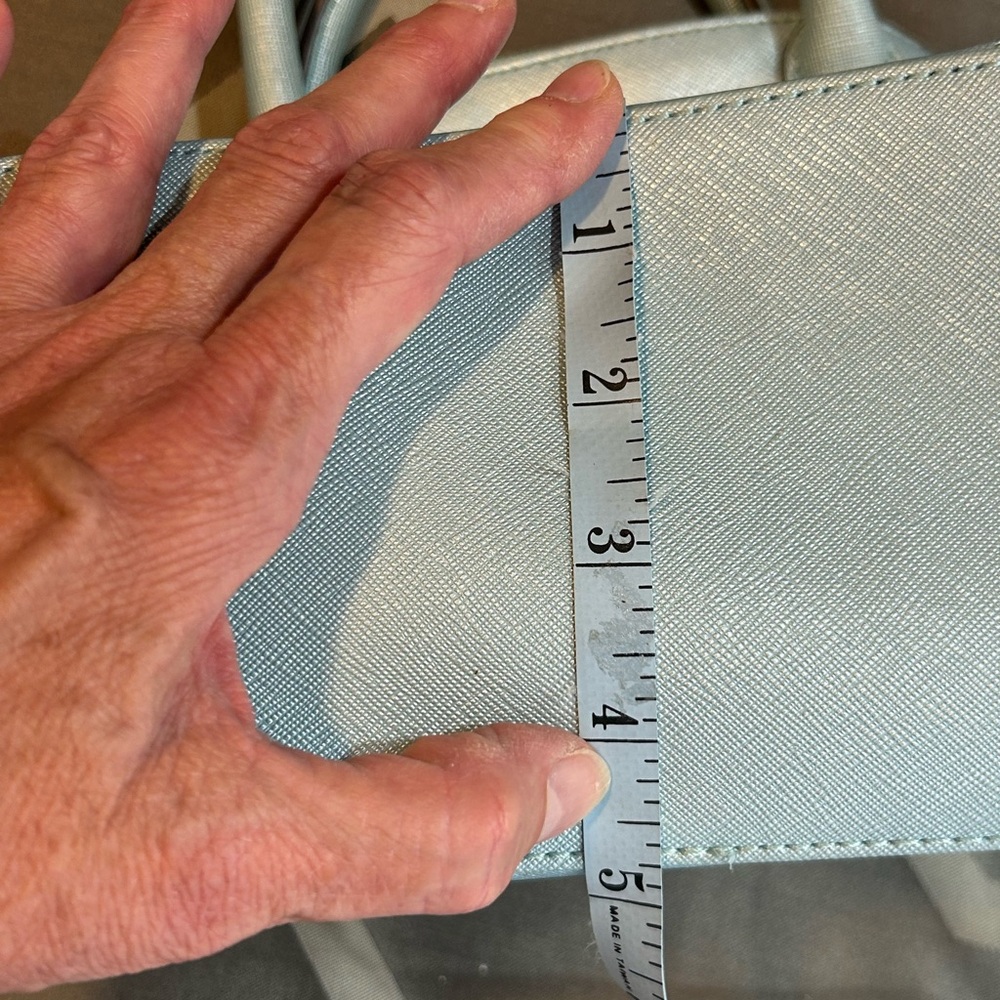 Tignanello Light Blue Leather Satchel Purse - Picture 10 of 13